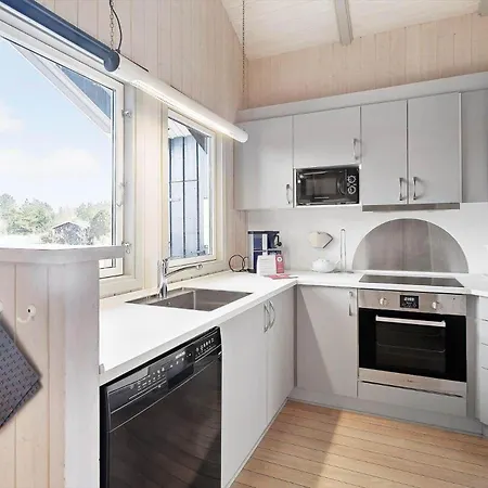 0026-romo-hjejlevej-4 *